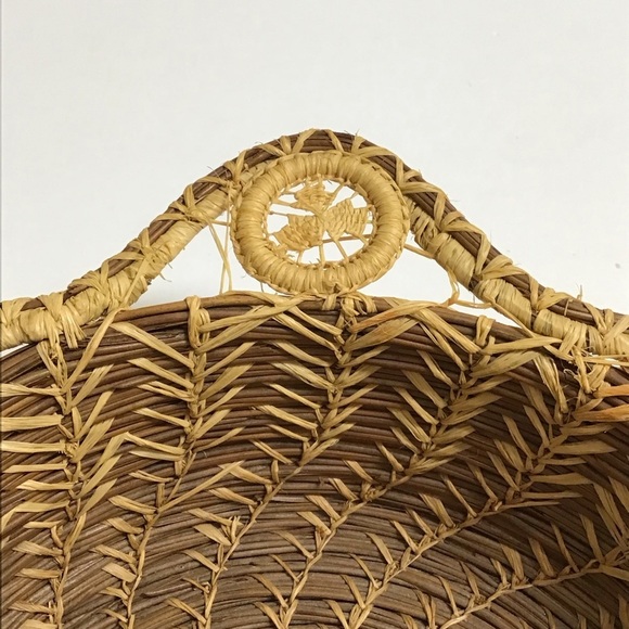 Folk Art Hand Woven Pine Needle Basket Master Weaver Intricate 10x3” Vintage USA - Picture 13 of 13